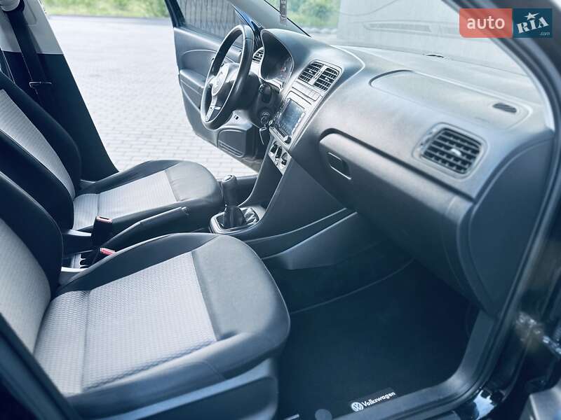 Седан Volkswagen Polo 2011 в Мукачевому