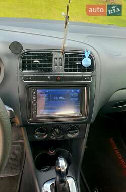 Хэтчбек Volkswagen Polo 2012 в 
