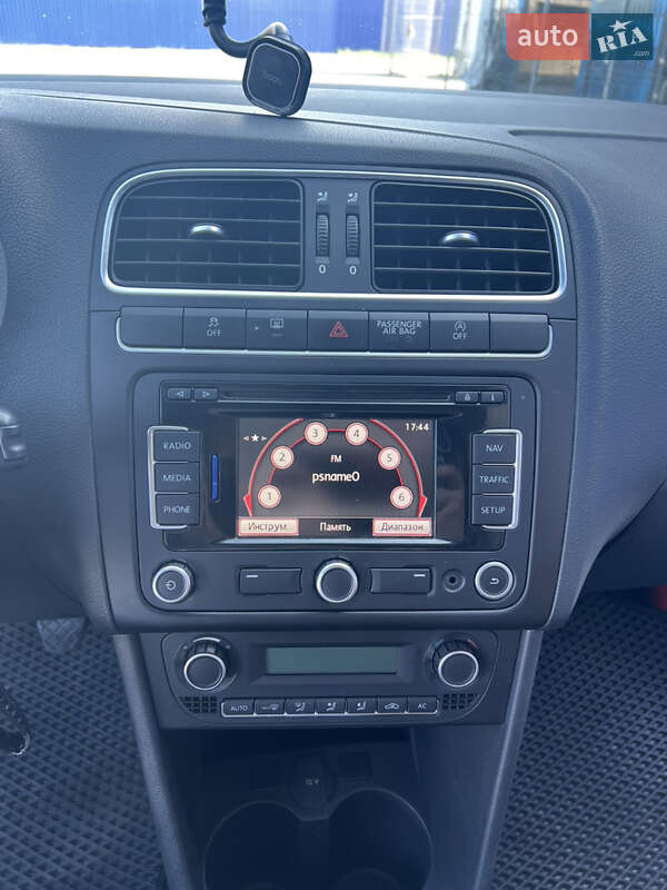 Хэтчбек Volkswagen Polo 2010 в Калуше