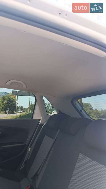 Хэтчбек Volkswagen Polo 2010 в Корсуне-Шевченковском