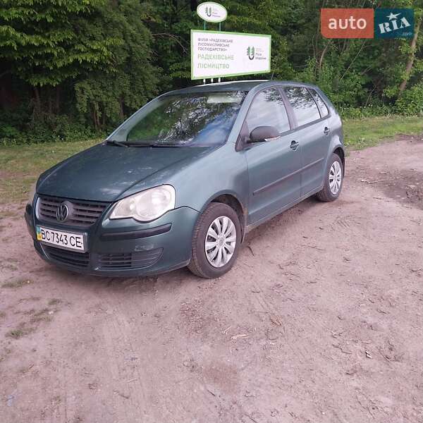 Хэтчбек Volkswagen Polo 2007 в Сокале