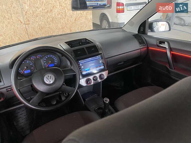 Хэтчбек Volkswagen Polo 2004 в Ровно