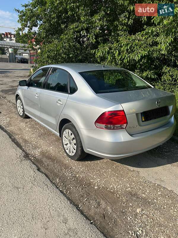 Седан Volkswagen Polo 2012 в Тернополе