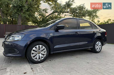 Седан Volkswagen Polo 2013 в Прилуках