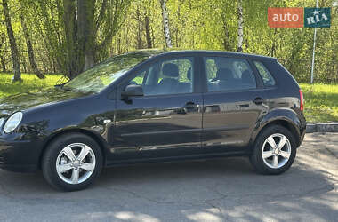 Хэтчбек Volkswagen Polo 2002 в 