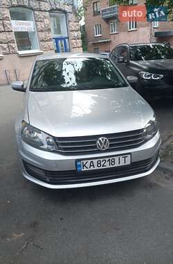 Седан Volkswagen Polo 2019 в Киеве