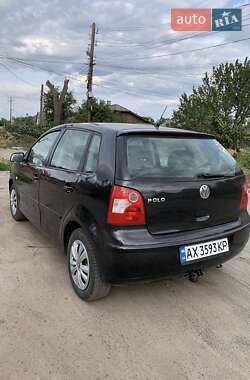 Хэтчбек Volkswagen Polo 2002 в 