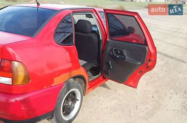 Седан Volkswagen Polo 1997 в Покрові