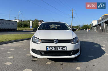 Седан Volkswagen Polo 2012 в Ужгороді