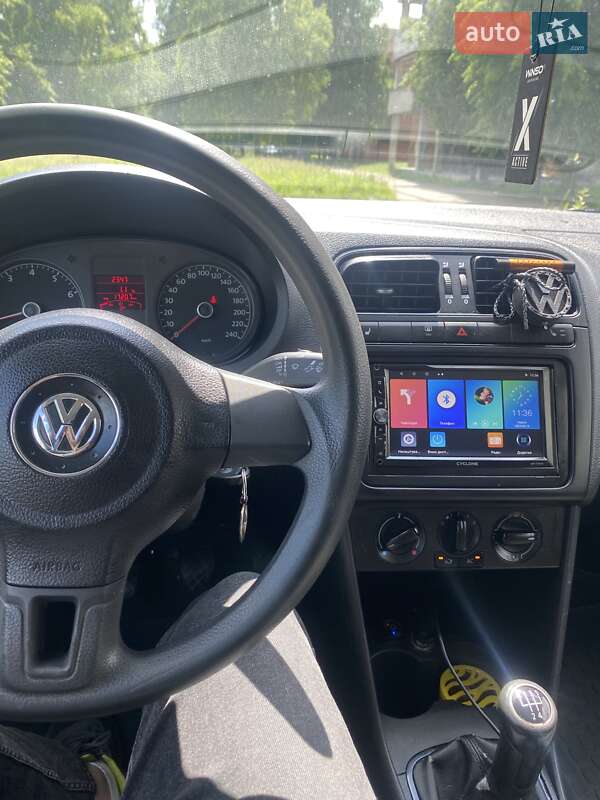 Седан Volkswagen Polo 2011 в Львові