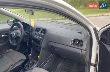 Седан Volkswagen Polo 2011 в 