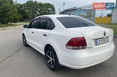 Седан Volkswagen Polo 2011 в 