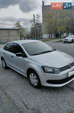Седан Volkswagen Polo 2013 в Харкові