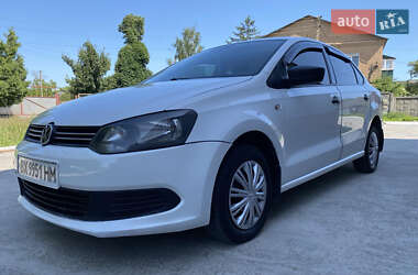 Седан Volkswagen Polo 2012 в Ярмолинцах