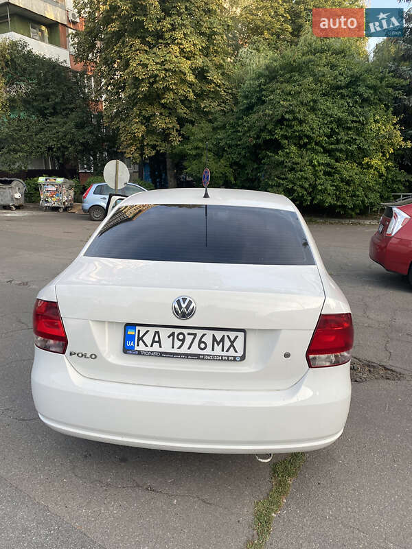 Седан Volkswagen Polo 2012 в Киеве