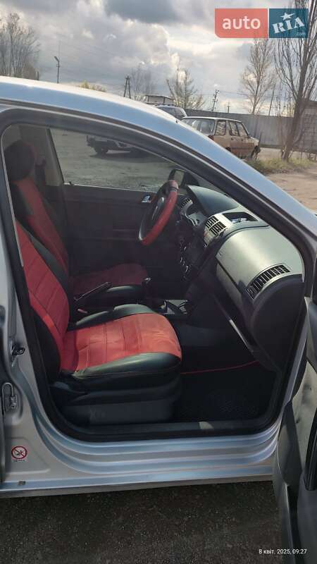 Хетчбек Volkswagen Polo 2003 в Дніпрі