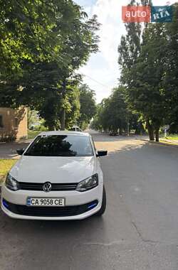 Седан Volkswagen Polo 2011 в 