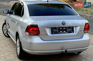 Седан Volkswagen Polo 2011 в 