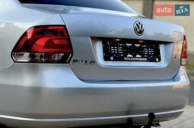 Седан Volkswagen Polo 2011 в 