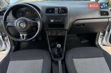 Седан Volkswagen Polo 2011 в 