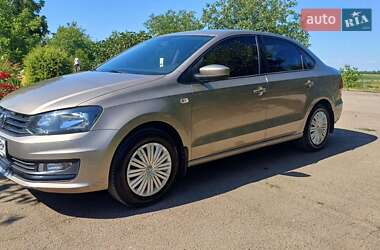 Седан Volkswagen Polo 2018 в Добровеличківці