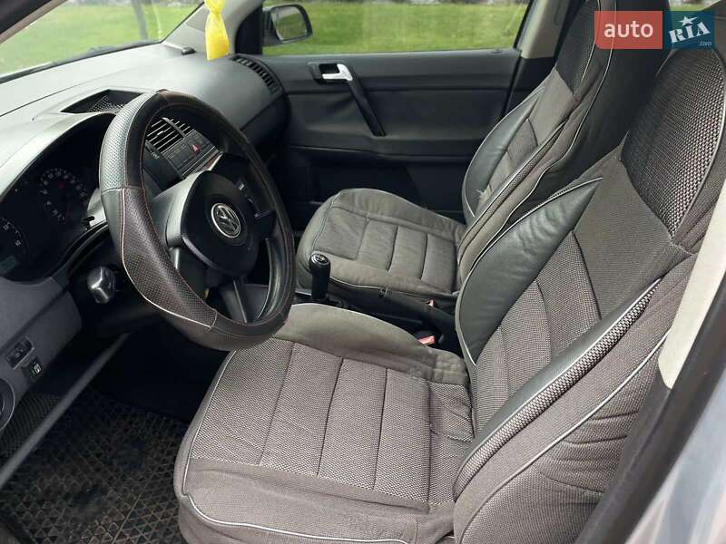 Хэтчбек Volkswagen Polo 2003 в Днепре