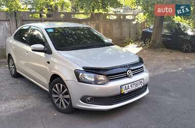 Седан Volkswagen Polo 2012 в Києві