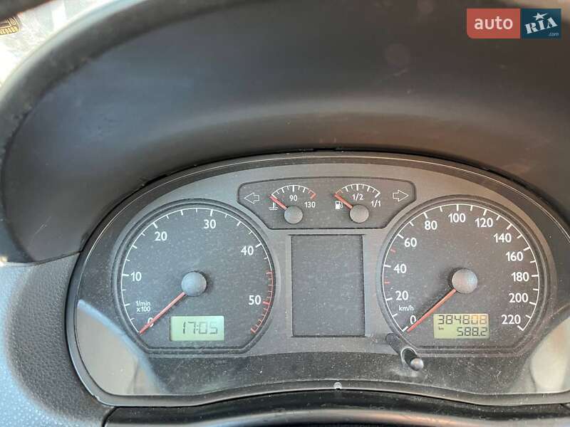 Хетчбек Volkswagen Polo 2002 в Полтаві