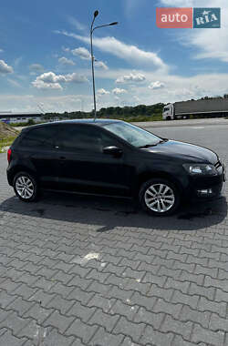 Хэтчбек Volkswagen Polo 2011 в Черновцах