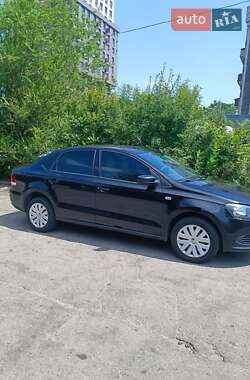 Седан Volkswagen Polo 2011 в Днепре