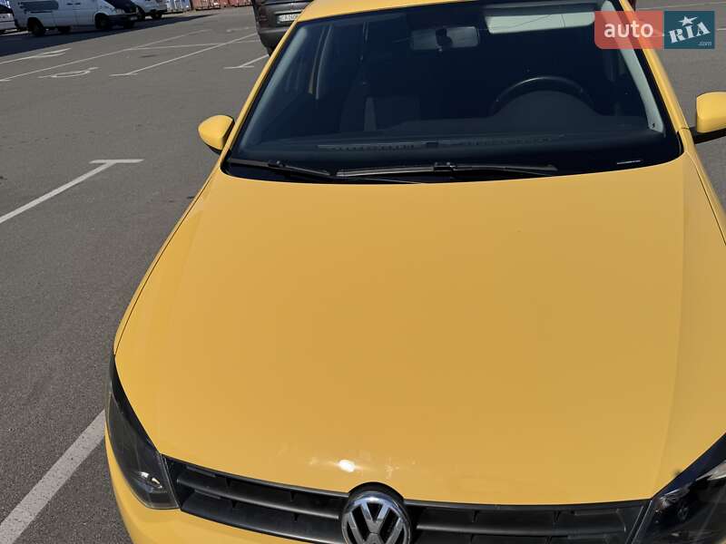 Хетчбек Volkswagen Polo 2010 в Києві