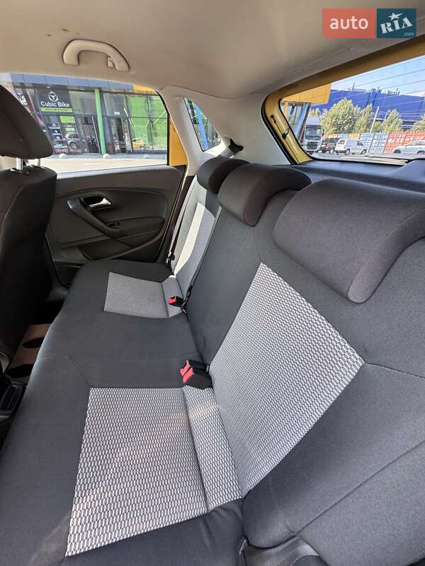Хетчбек Volkswagen Polo 2010 в Києві