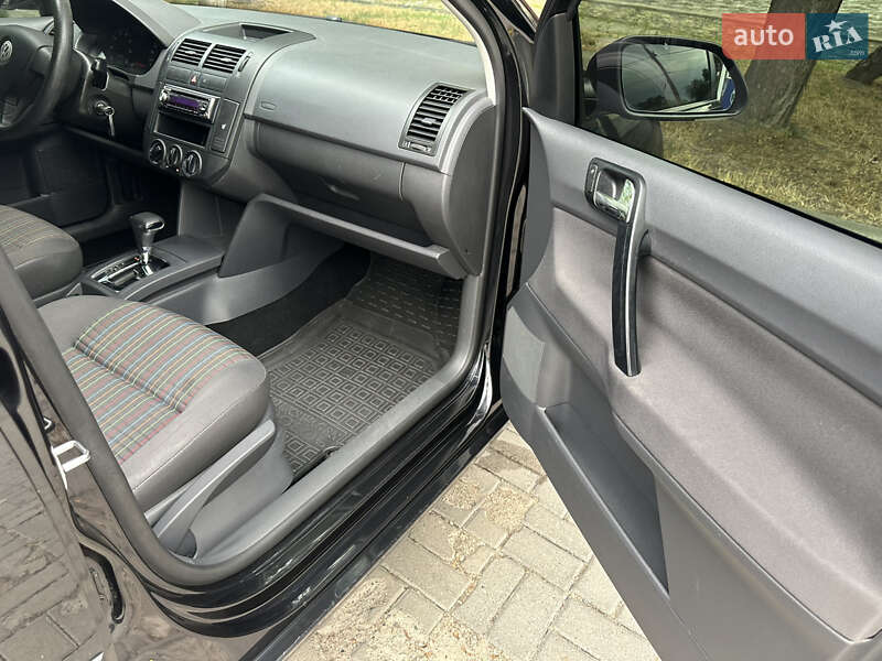 Хэтчбек Volkswagen Polo 2008 в Днепре
