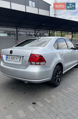Седан Volkswagen Polo 2013 в 
