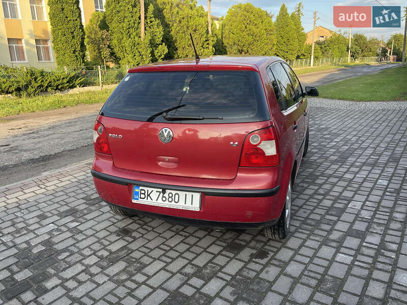 Хэтчбек Volkswagen Polo 2003 в Дубно