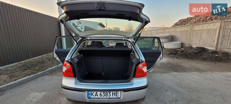 Хэтчбек Volkswagen Polo 2002 в Петропавловской Борщаговке