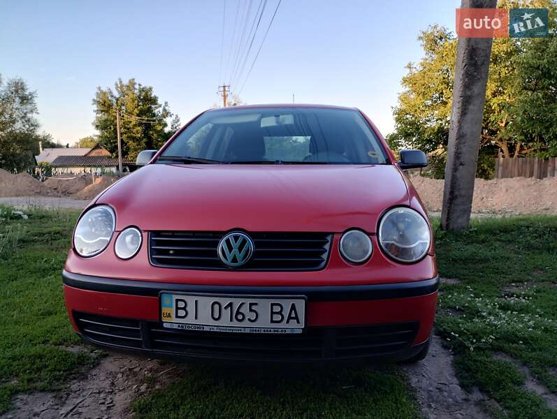 Хэтчбек Volkswagen Polo 2003 в Гадяче