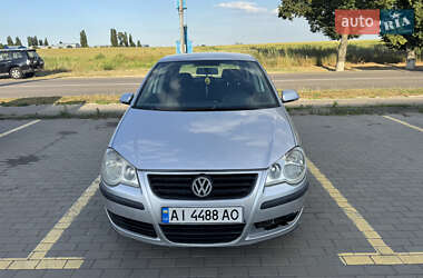 Хэтчбек Volkswagen Polo 2005 в 