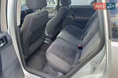 Хэтчбек Volkswagen Polo 2005 в 