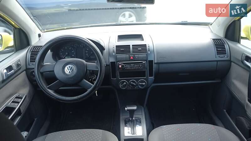 Хетчбек Volkswagen Polo 2003 в Дніпрі