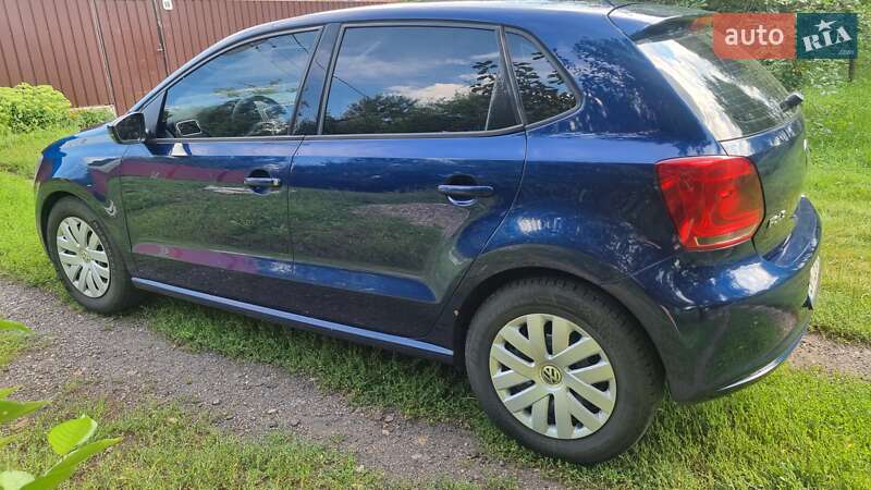 Хэтчбек Volkswagen Polo 2009 в Ромнах