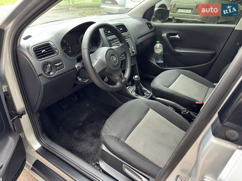 Седан Volkswagen Polo 2013 в Житомире