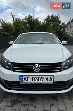 Седан Volkswagen Polo 2016 в Дніпрі