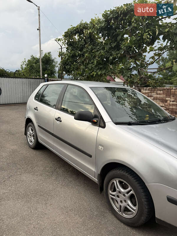 Хэтчбек Volkswagen Polo 2003 в Герце