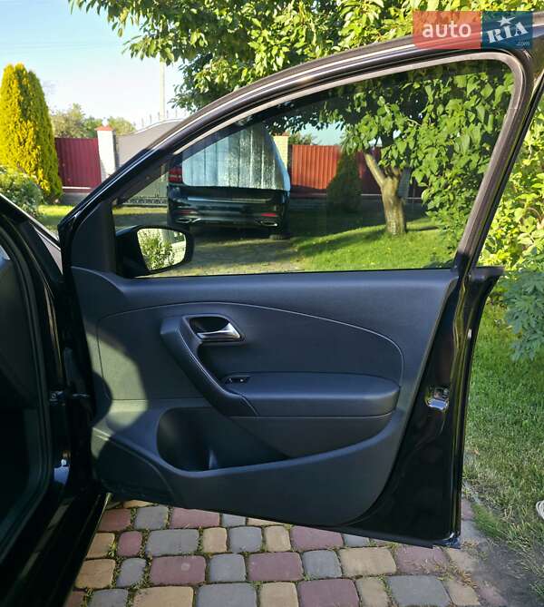 Седан Volkswagen Polo 2013 в Киеве фото 20 Седан Volkswagen Polo 2013 в Киеве