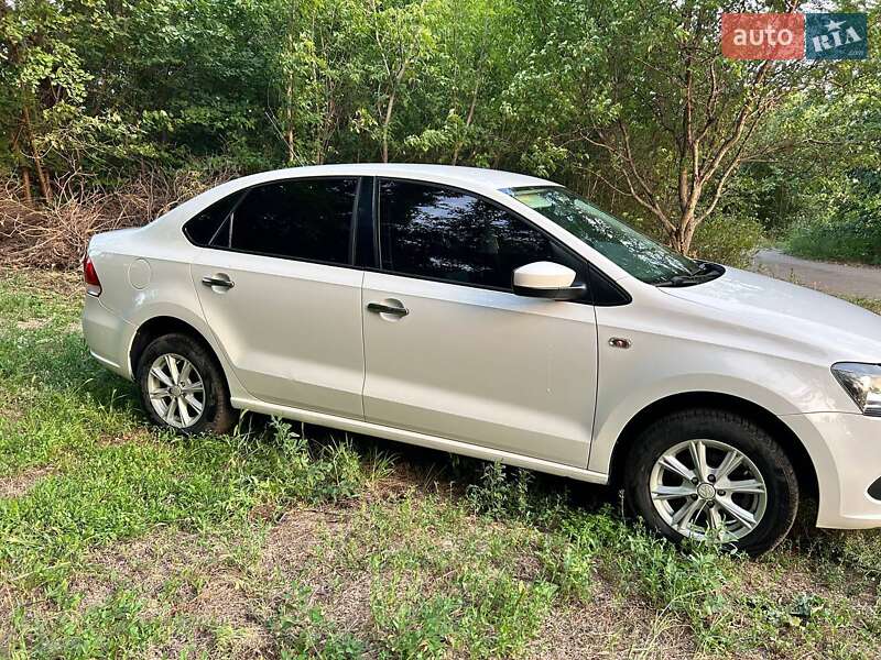 Седан Volkswagen Polo 2012 в Харькове