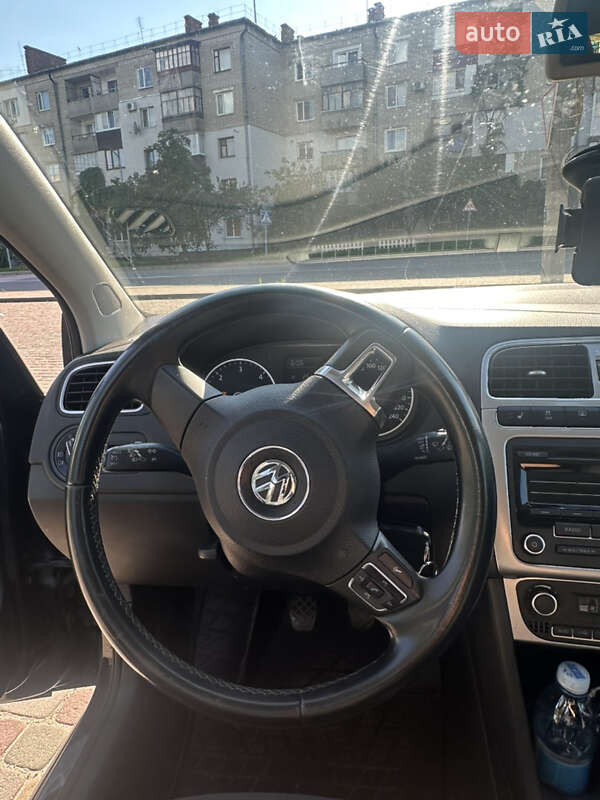 Хэтчбек Volkswagen Polo 2013 в Сарнах