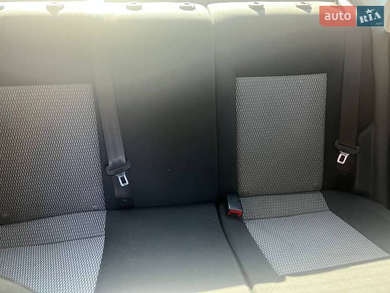 Седан Volkswagen Polo 2012 в Днепре