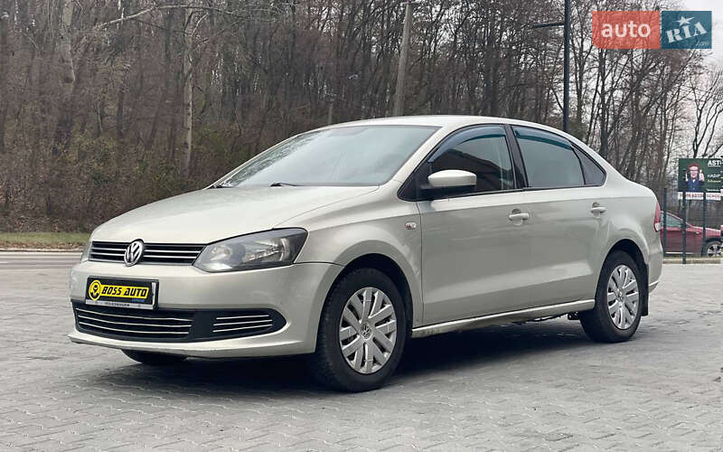 Седан Volkswagen Polo 2011 в Чернівцях фото 3 Седан Volkswagen Polo 2011 в Чернівцях