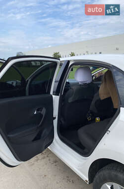 Седан Volkswagen Polo 2012 в Коростене